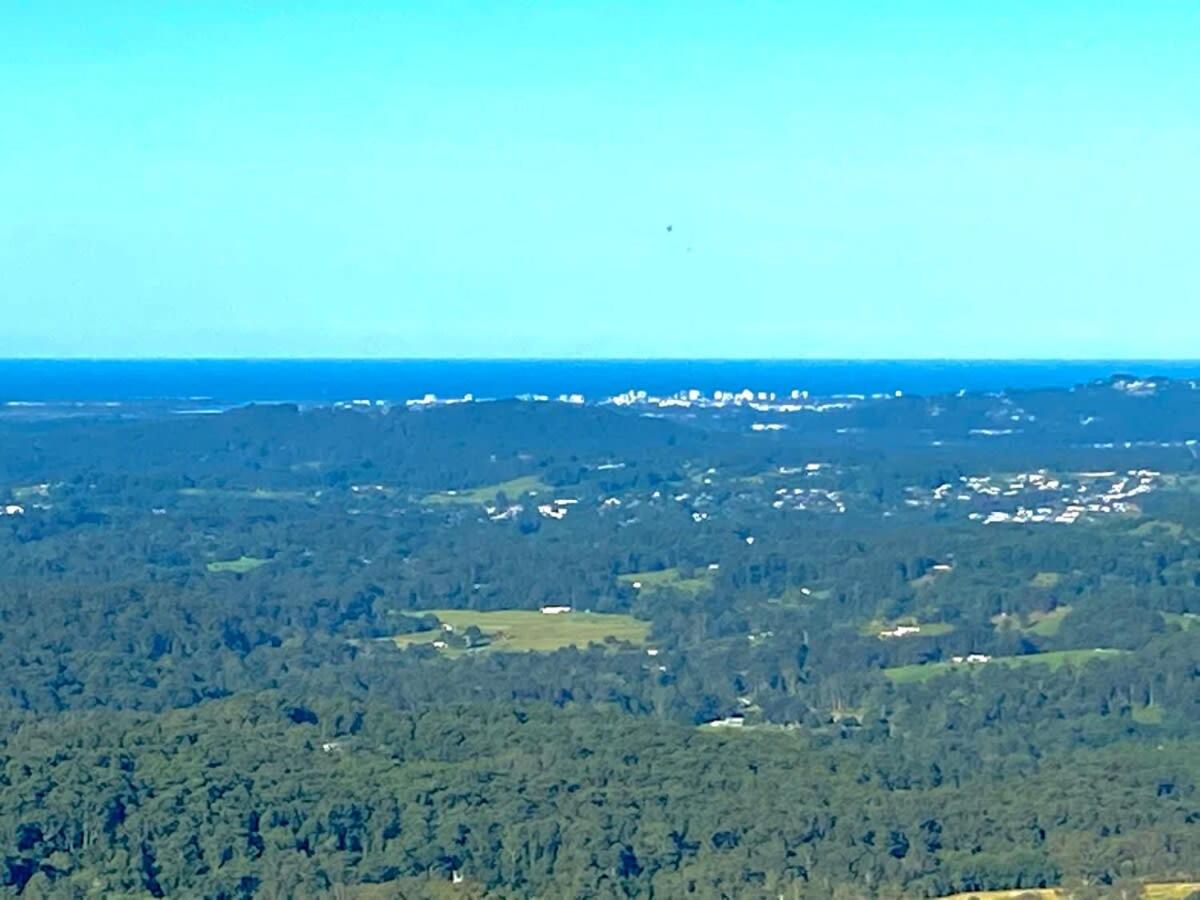 Flaxton Garden Home With Spectacular Coastal Views Montville Eksteriør billede