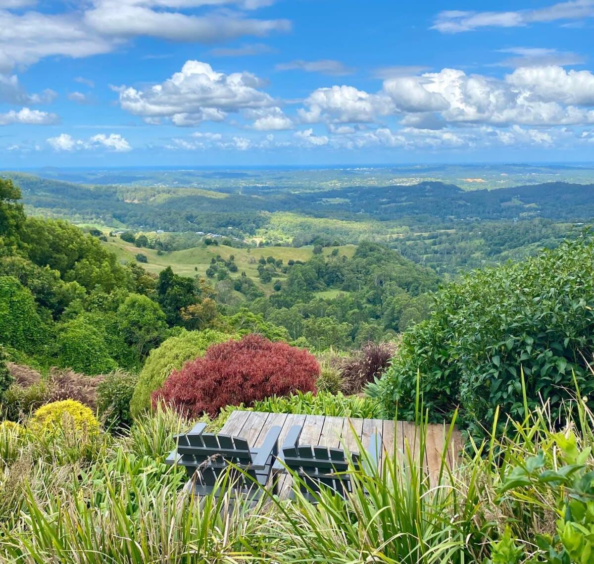 Flaxton Garden Home With Spectacular Coastal Views Montville Eksteriør billede